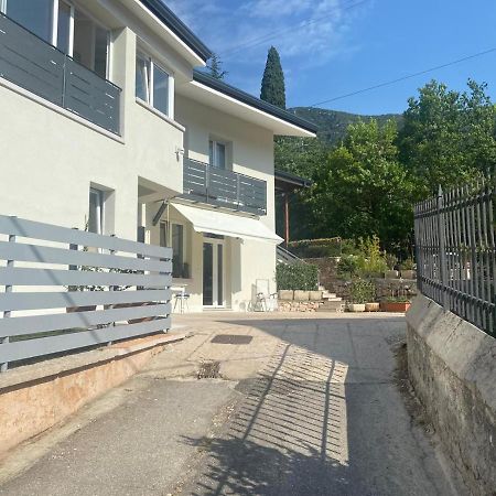 Apartamento Garda 33 Caprino Veronese Exterior foto