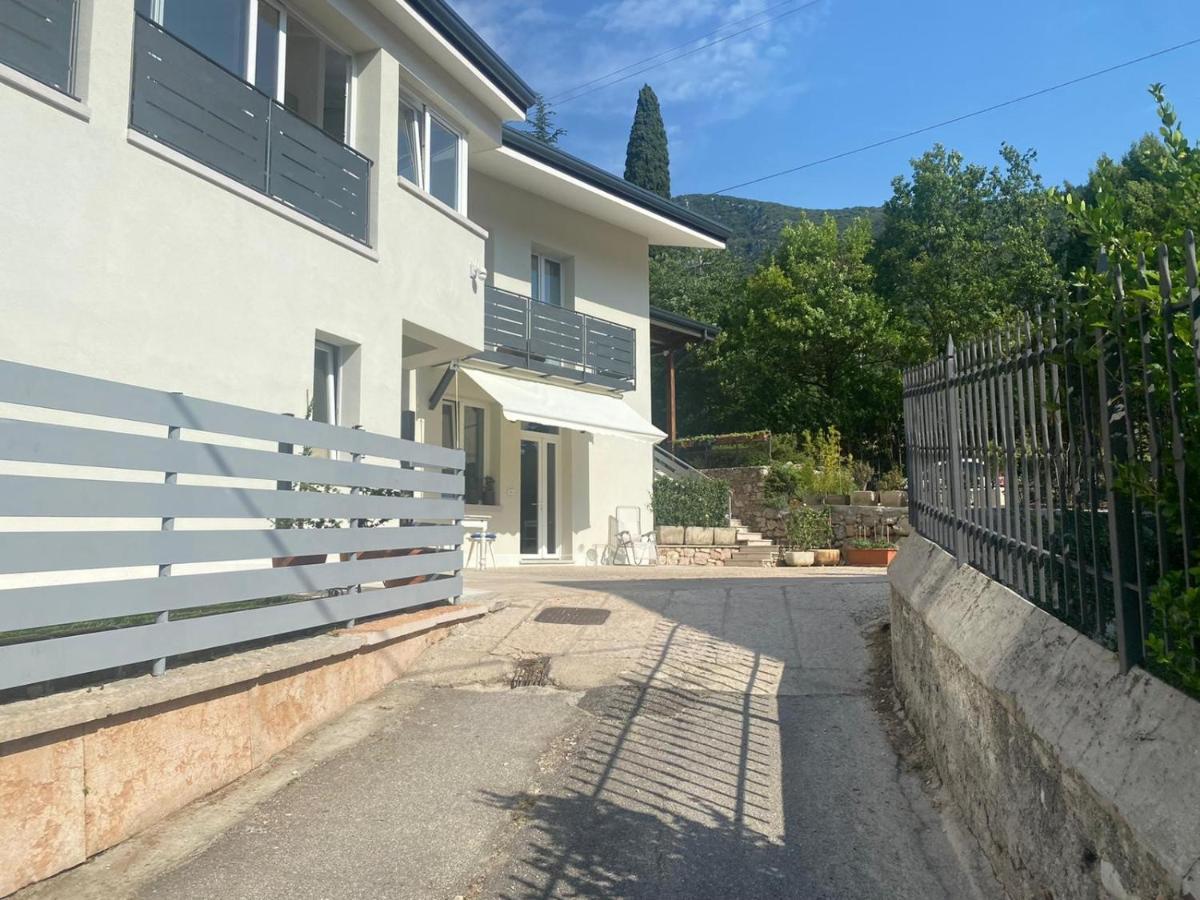 Apartamento Garda 33 Caprino Veronese Exterior foto